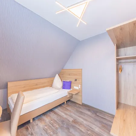 Reinhardtshof Garni ホテル 3*