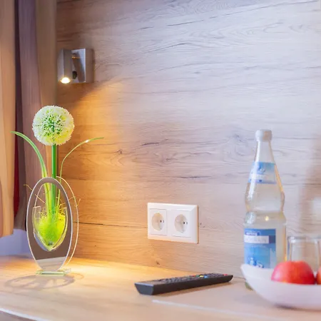 Reinhardtshof Garni ホテル 3*