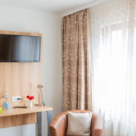 Reinhardtshof Garni ホテル