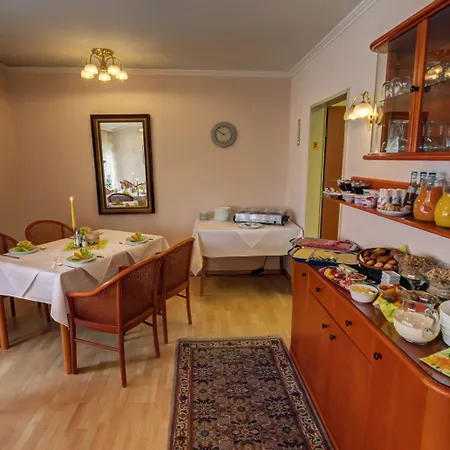 Reinhardtshof Garni Wolfschlugen