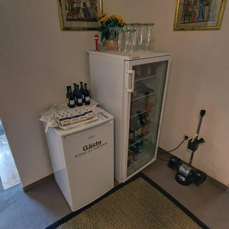 ホテル Reinhardtshof Garni Wolfschlugen