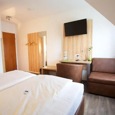 Reinhardtshof Garni ホテル