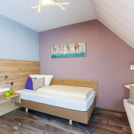 Reinhardtshof Garni Hotel