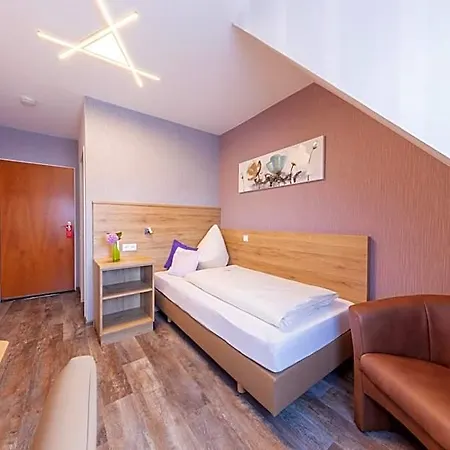 Reinhardtshof Garni Hotel
