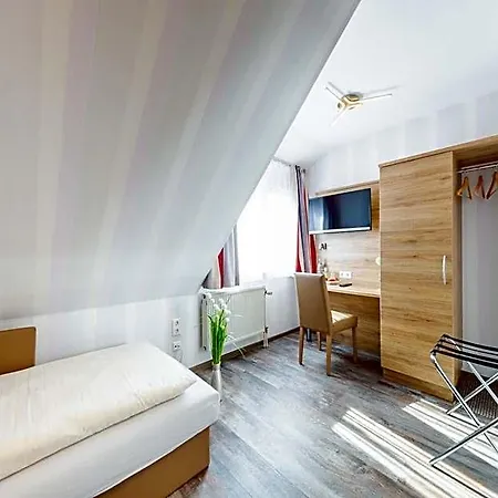 Reinhardtshof Garni Hotel