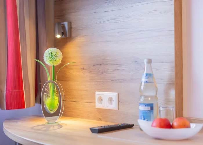 Reinhardtshof Garni Hotel 3*