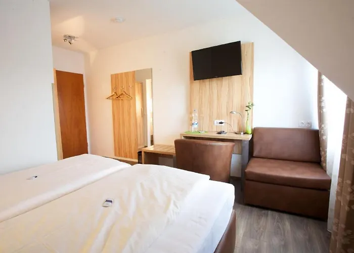 Reinhardtshof Garni Hotel