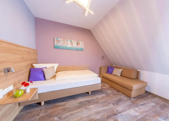 Reinhardtshof Garni 3*